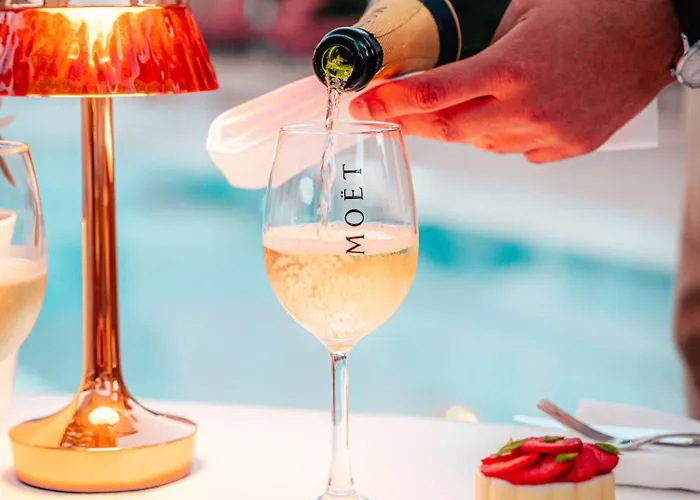 Hotel Le Domaine De L Astragale Saint Tropez Gassin