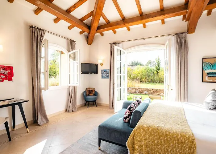 Hotel Le Domaine De L Astragale Saint Tropez Gassin