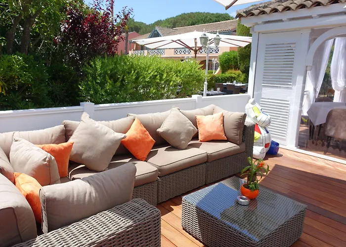 Hotel Le Domaine De L Astragale Saint Tropez Gassin