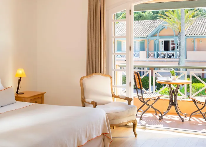 Hotel Le Domaine De L Astragale Saint Tropez Gassin