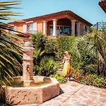 Le Domaine De L Astragale Saint Tropez 5* Gassin