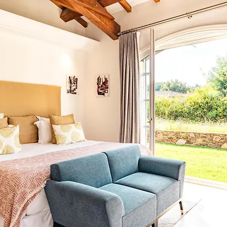 Domaine De L'astragale Otel Gassin